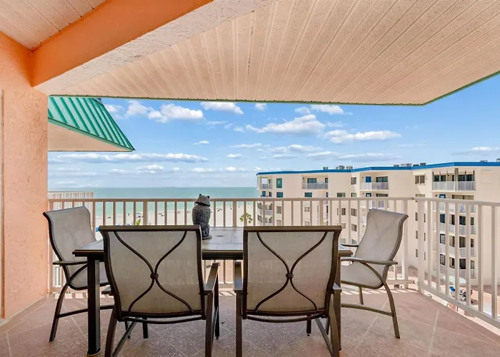 Ocean & Pool View